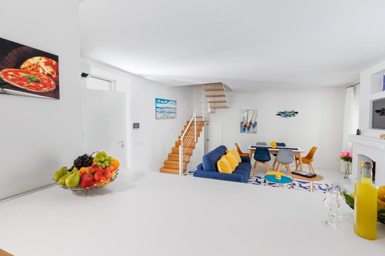 Estate4Home - Leucosia Sorrento Exteriér fotografie